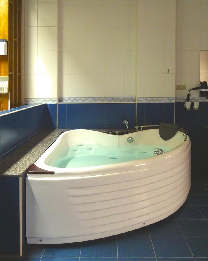 동강 Dolphin Castle B&B 외부 사진